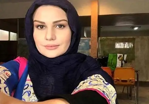  «رز رضوی» در کنار «عباس غزالی» در اتاق گریم «همه چی عادیه»