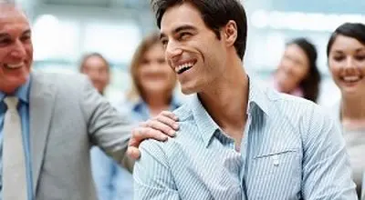 چطور با چند عادت کوچک، در مکالمه دلنشین‌تر باشید؟

