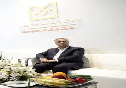 اعطای تندیس و لوح تقدیر هفتمین نمایشگاه ایران اکسپو 2025 به بانک صنعت و معدن