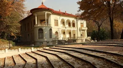 تصاویر  خسارات حمله آمریکایی - صهیونی به کاخ سعدآباد + عکس
