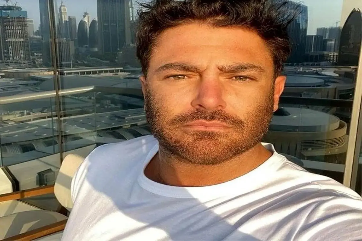 سبک زندگی محمدرضا گلزار؛ استوری جدید در برج خلیفه دبی!