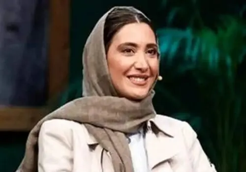 تصاویری جدید از نیکی مظفری در کنار پدرش و مارال بنی آدم در نمایش آرش