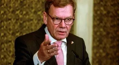 آلمان: راه تضمین امنیت در تنگه هرمز مذاکره با ایران است