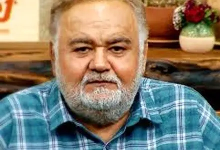 بغض و اشک اکبر عبدی: از خدا می‌خواهم به همه ما ایرانی‌ها کمک کند/ویدیو 