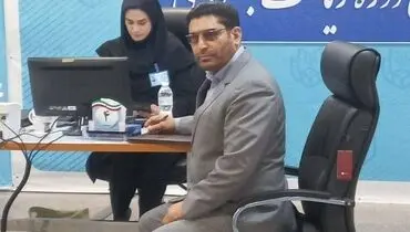ثبت نام علی آذری در انتخابات ریاست جمهوری 1403
