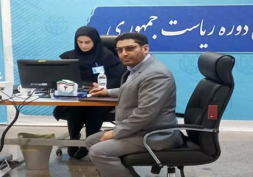 حضور محمدرضا اسکندری در وزارت کشور برای انتخابات ۱۴۰۳+ عکس