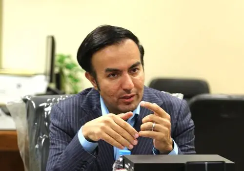رییس کمیسیون بهداشت و درمان مجلس: واگذاری «شفادارو» توسط بانک ملی، گامی ضروری برای تحول و ارتقای صنعت داروسازی است
