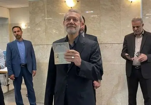 حمله موشکی به محلی در نزدیکی جلسه لاریجانی در سوریه! + عکس