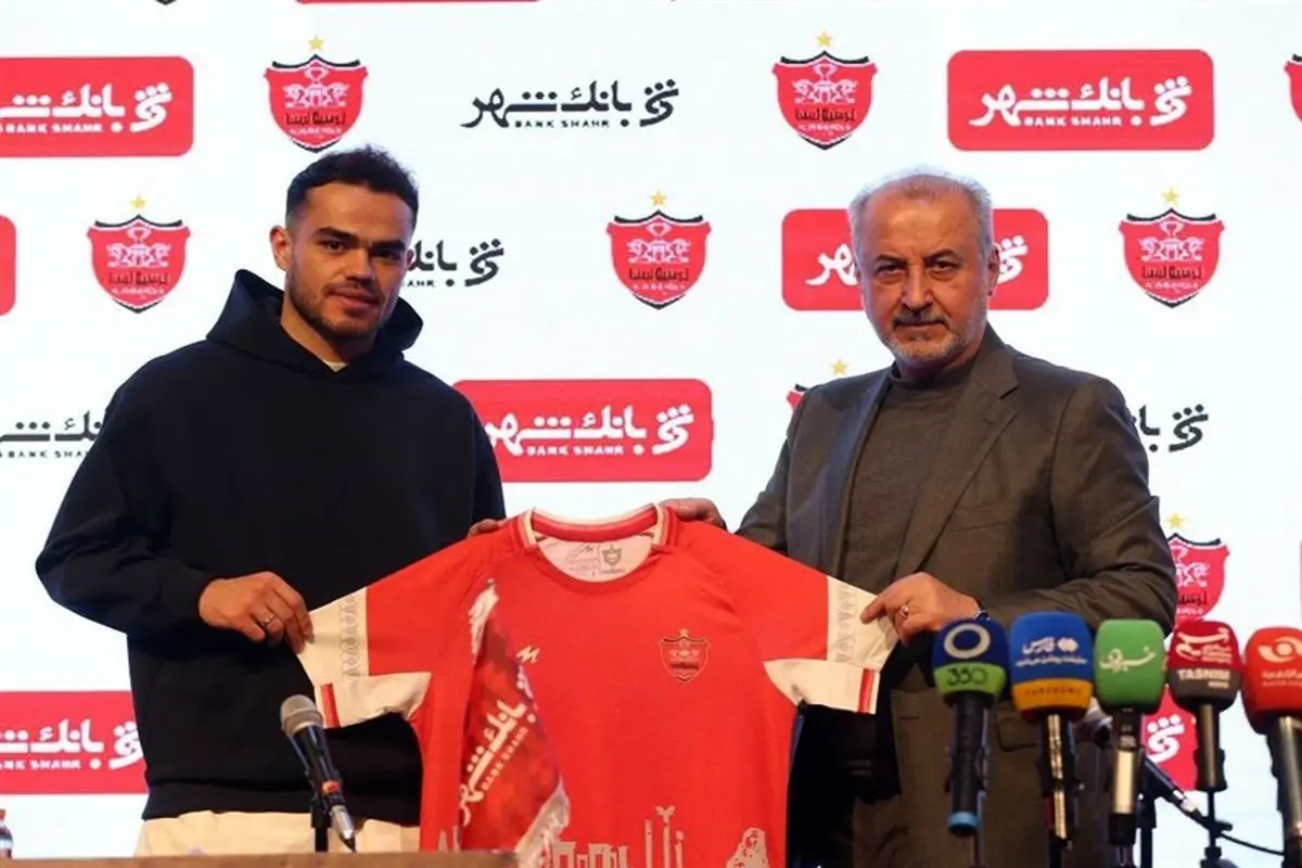  جزئیات و رقم قرارداد جدید ارونوف با پرسپولیس فاش شد