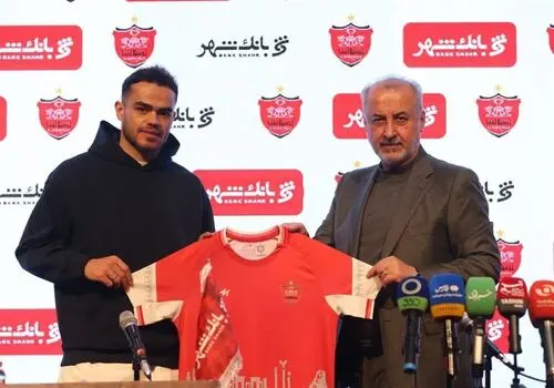 ایجنت اوستون اورونوف دوباره در پرسپولیس بمب ترکاند