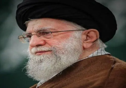 تصاویر نوه خردسال رهبر شهید انقلاب اسلامی + عکس