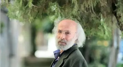 تصمیم کیانوش عیاری برای ساخت فیلم در مورد جنگ