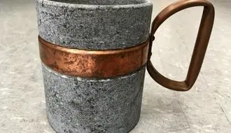 از دل سنگ تا روی میز: فرآیند ساخت لیوان در آمریکا را ببینید + فیلم