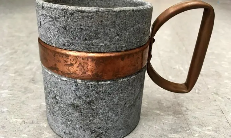 از دل سنگ تا روی میز: فرآیند ساخت لیوان در آمریکا را ببینید + فیلم