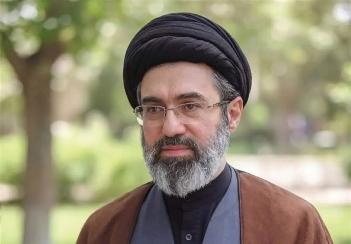 رهبر انقلاب اسلامی: معلمان مؤثرترین حلقه در نبرد فرهنگی و کارگران از مؤثرترین عناصر در نبرد اقتصادی خواهند بود