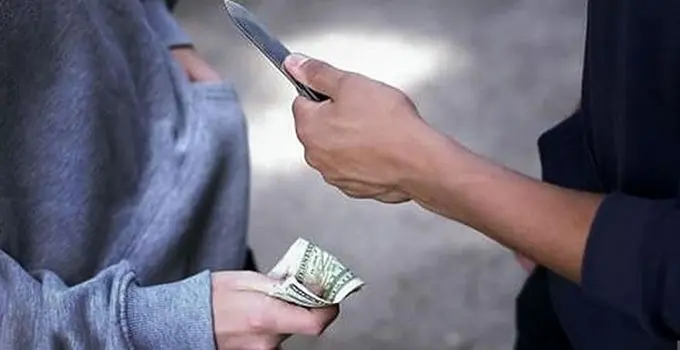 چرا پدیده «زورگیری» در کشورمان افزایش یافته است؟

