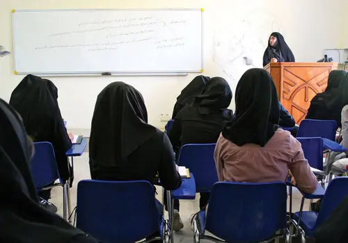 مدیر مخابرات تهران: بهره برداری از بزرگ ترین پروژه فیبر نوری در شهرک اکباتان تهران آغاز شد