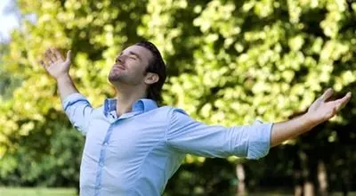 ۵ تکنیک تنفسی مهم برای متوقف کردن حملات پَنیک در شرایط بحرانی