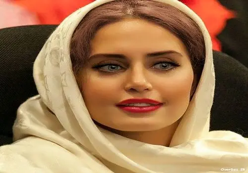 عکس جدید: نیم رخی شیک از الناز شاکردوست