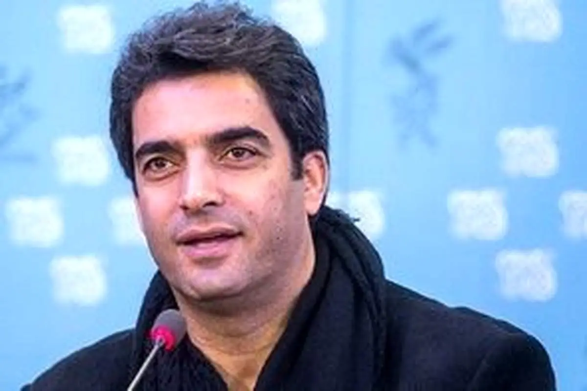 قابی از منوچهر هادی و کشتیگیر مشهور در تعزیه