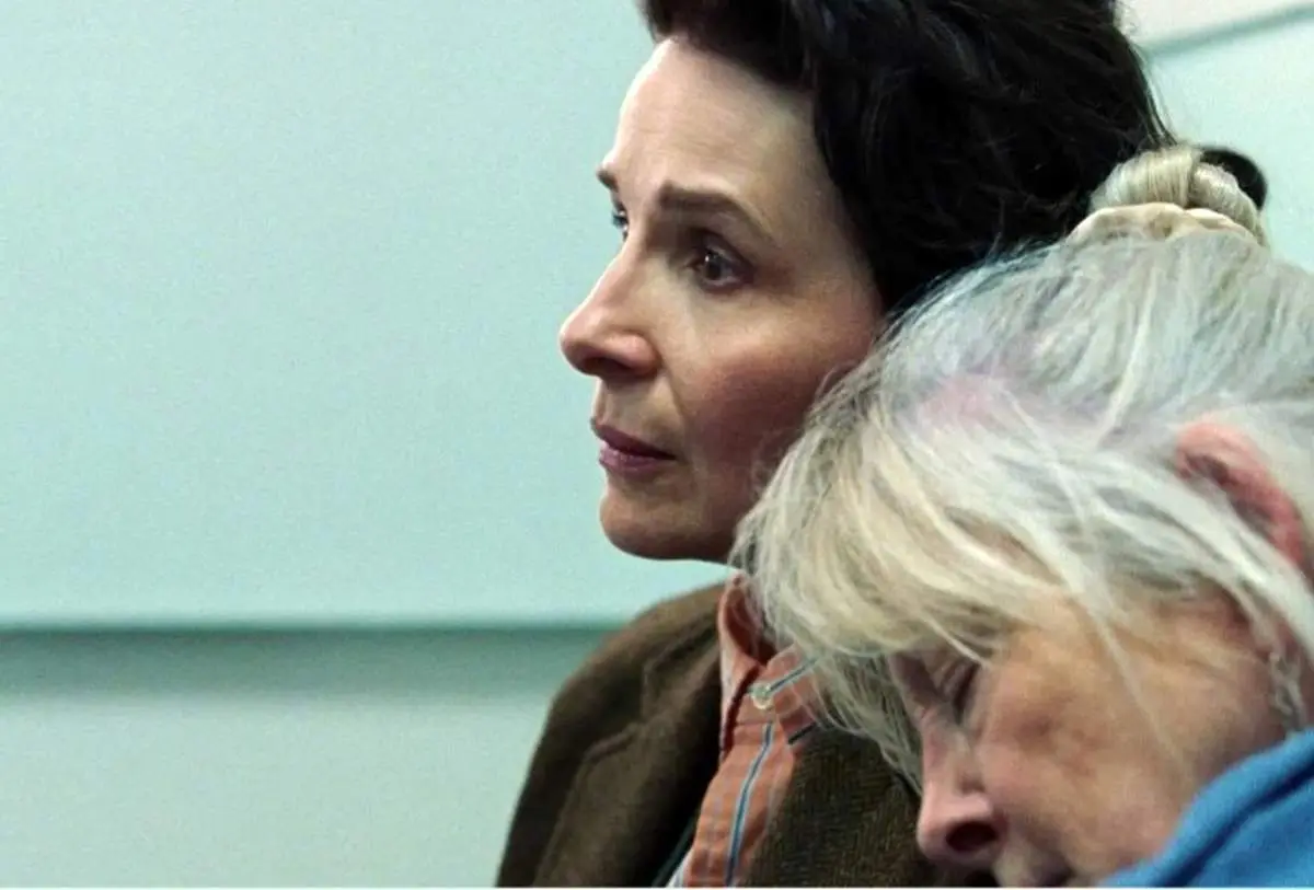 نقد فیلم «ملکه دریا» با بازی ژولیت بینوش/ اثری آزاردهنده که تماشایش ضروری است