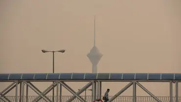آسمان ابری و وزش باد و گردوخاک در انتظار تهران