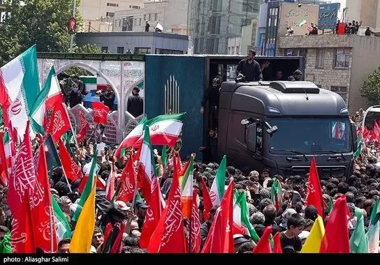 1405041517563987737445184 (1)