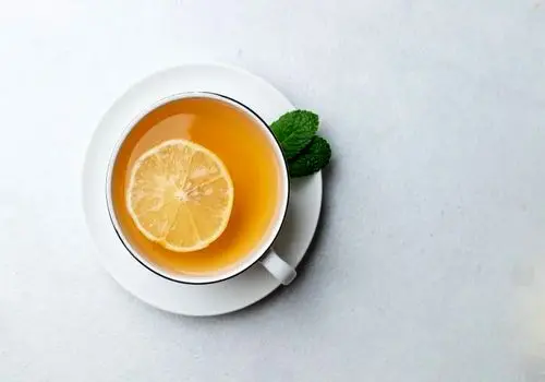 معجزه افزودن لیمو به چای سبز؛ از لاغری سریع تا آبرسانی بدن
