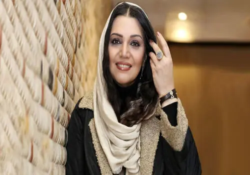 الهام پاوه نژاد با این عکس به استقبال یلدا رفت