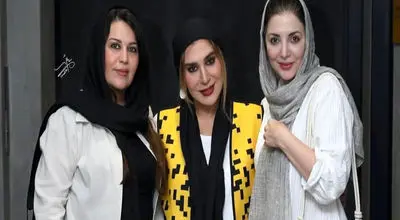 شوخی بازیگران زن سینما و تئاتر در پشت صحنه یک نمایش+ فیلم
