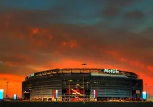 عکس مشترک بیژن مرتضوی با کریس مارتین در نیویورک