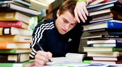راهکارهای کنترل استرس در شب امتحان
