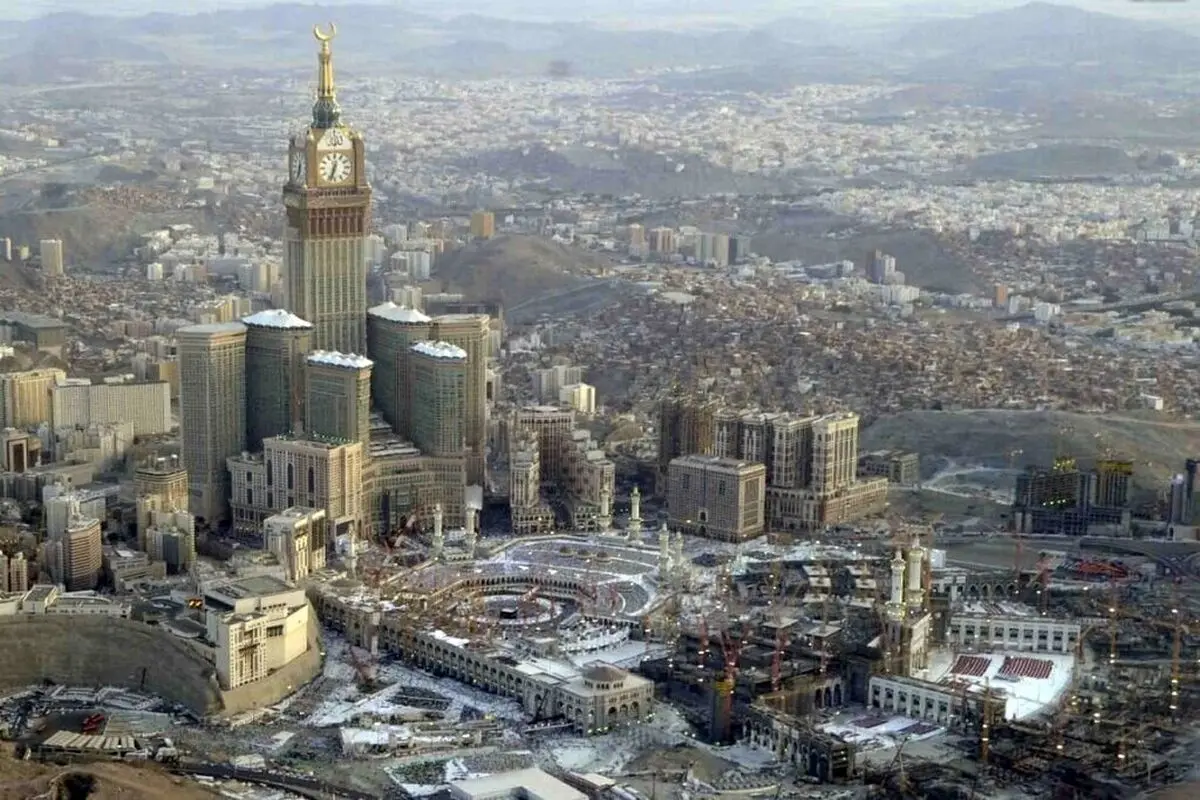 برج ساعت سلطنتی مکه، ابر سازه ای منحصر به فرد در قلب خاورمیانه