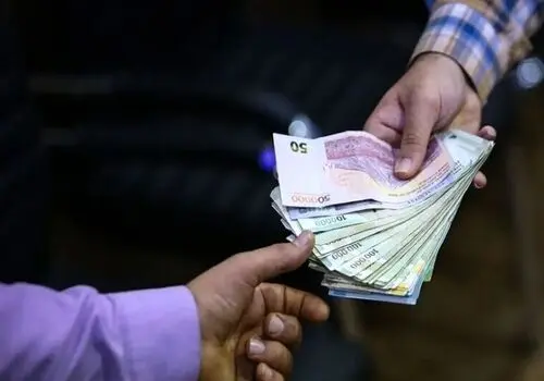 رشد ۵۵۵ تومانی دلار در یک هفته گذشته