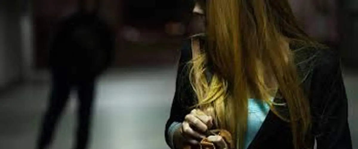 بیماری استاکر چیست، انواع، تشخیص و مقابله با رفتار استاکر stalkers