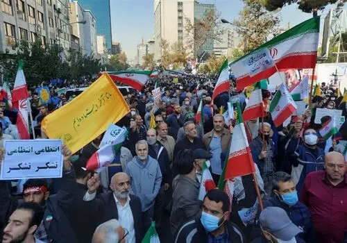 خروش غیورانه تهران علیه تروریست‌های مسلح