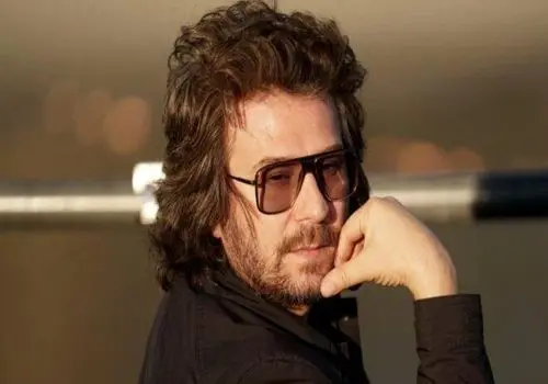 تصویر دیده‌نشده منصور آب‌منگل ۴۶ سال بعد فیلم قیصر