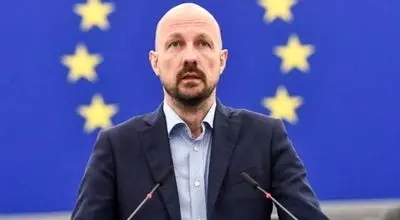 هشدار عضو پارلمان اروپا: اروپا نباید در برابر تهدیدات ترامپ خاموش بماند