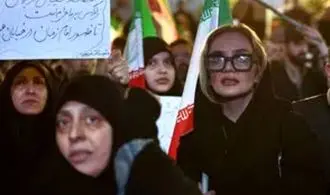 تصاویری توجه‌برانگیز از حضور مردم در شب اربعین رهبرشهید