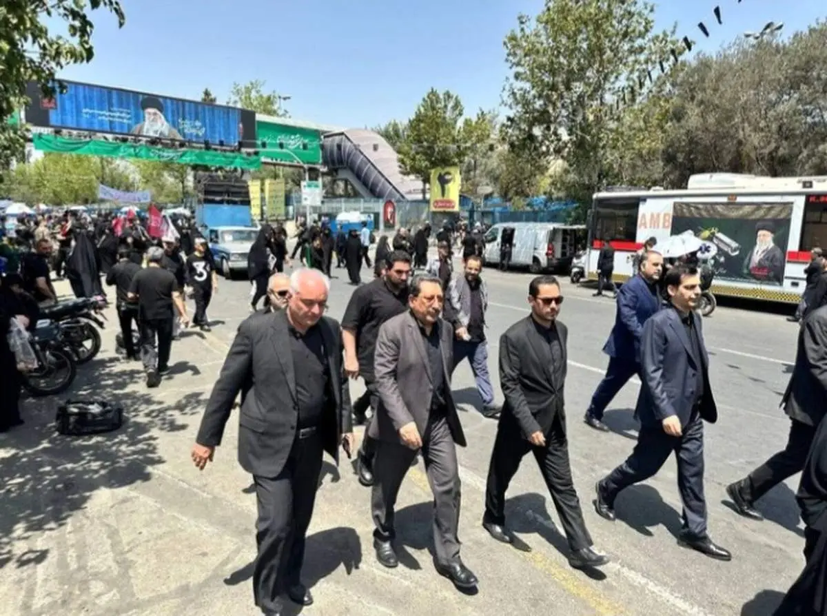 اتابک : همه مردم برای خونخواهی و قدرشناسی از رهبر شهید به میدان آمدند