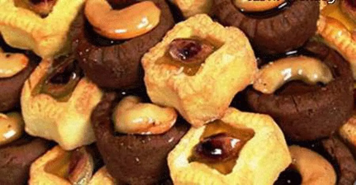 آشنایی با روش تهیه آسان شیرینی مغزدار مجلسی


