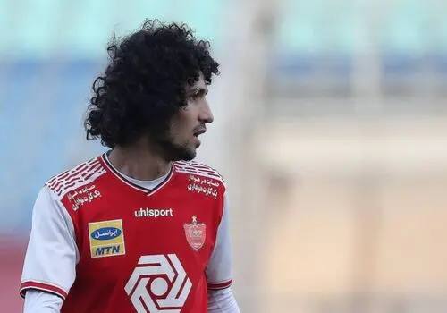 جادوگری علیه پرسپولیسی ها؛ پیدا شدن نوشته های عجیب در رختکن سرخ ها!+ عکس