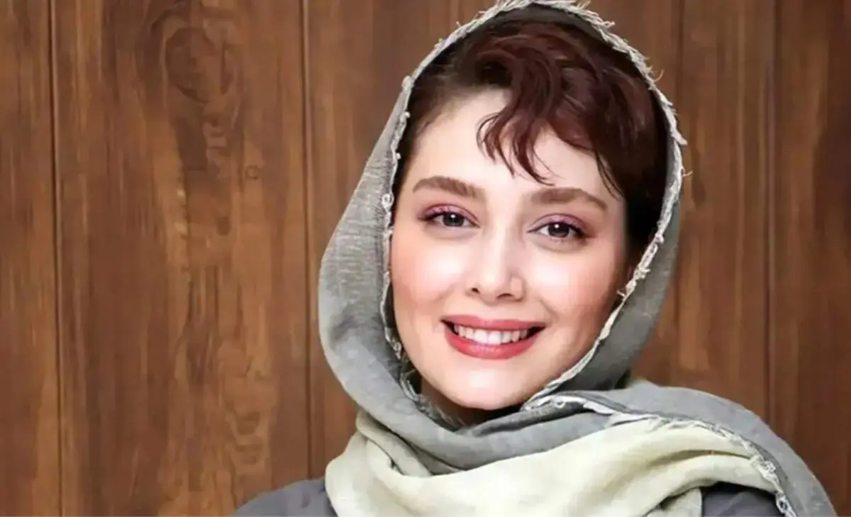 دیبا زاهدی با این تصاویر زیبایی‌اش را به رخ کشید