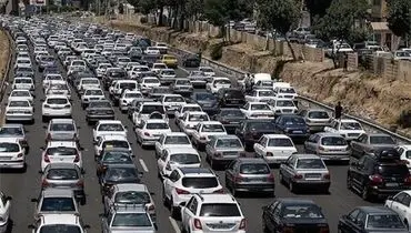 خروجی گیلان با ترافیک فوق سنگین 15 کیلومتری مواجه شد