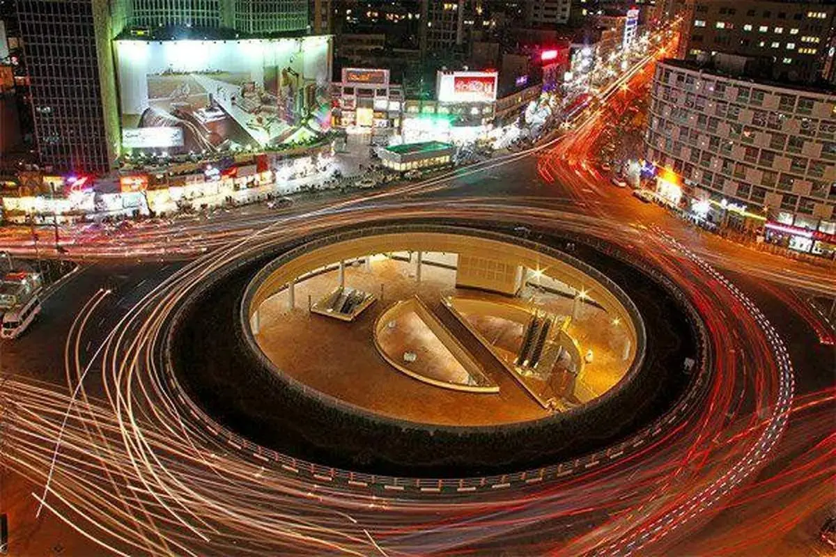 دیوارنگاره جدید میدان ولیعصر به مناسبت عید فطر رونمایی شد + عکس