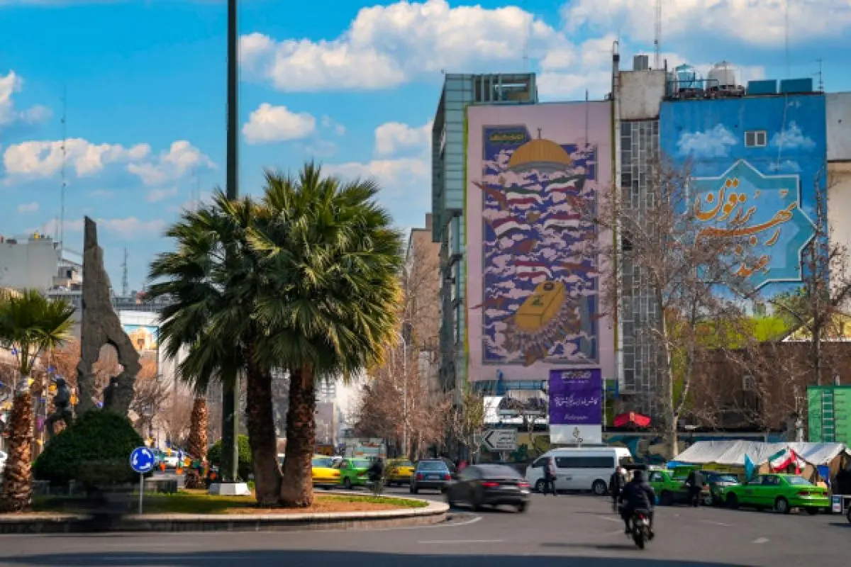 رونمایی از دیوارنگاره میدان فلسطین + عکس