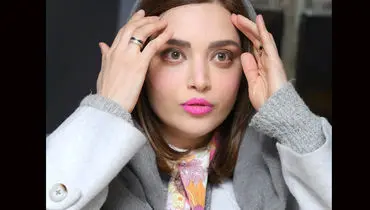 چهره بهنوش طباطبایی ۲۱ سال پیش در تلویزیون!+فیلم