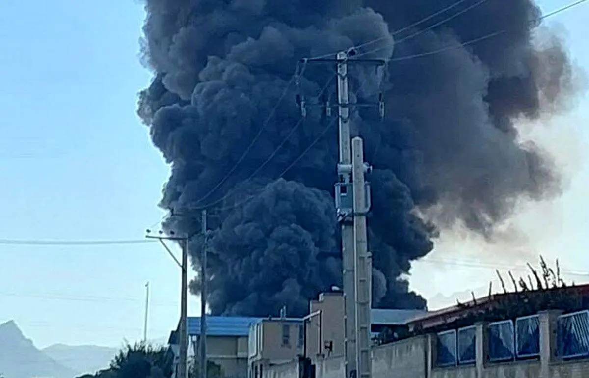 آتش سوزی در کارخانه خودروسازی مدیران خودرو+ فیلم