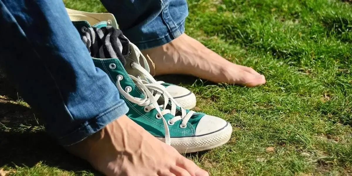 گرمای تابستان چه بلایی سر پاها می‌آورد؟