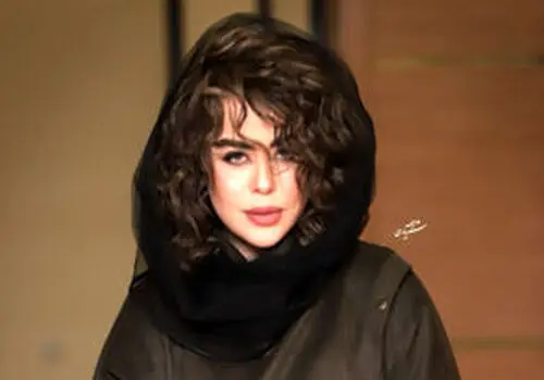 استایل جسورانه و خال‌خالی الهام اخوان!